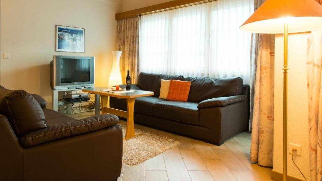Haus Evita Saas-Grund Rum bild