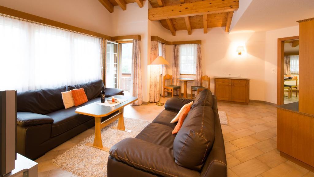 Haus Evita Saas-Grund Rum bild