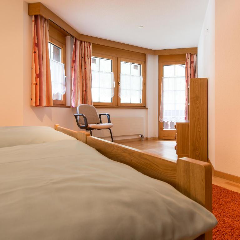 Haus Evita Saas-Grund Rum bild