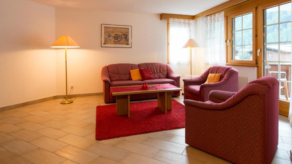 Haus Evita Saas-Grund Rum bild